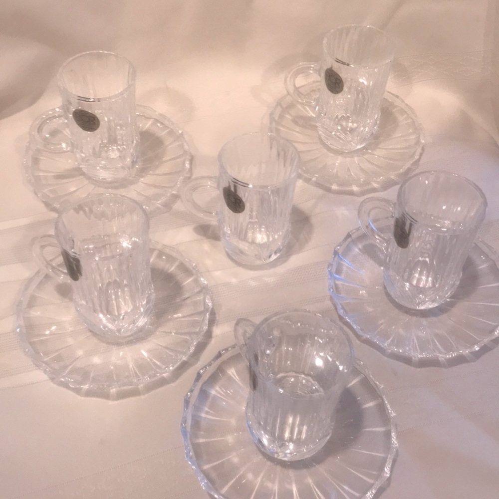 Aurea Italian crystal set with saucers BNWT